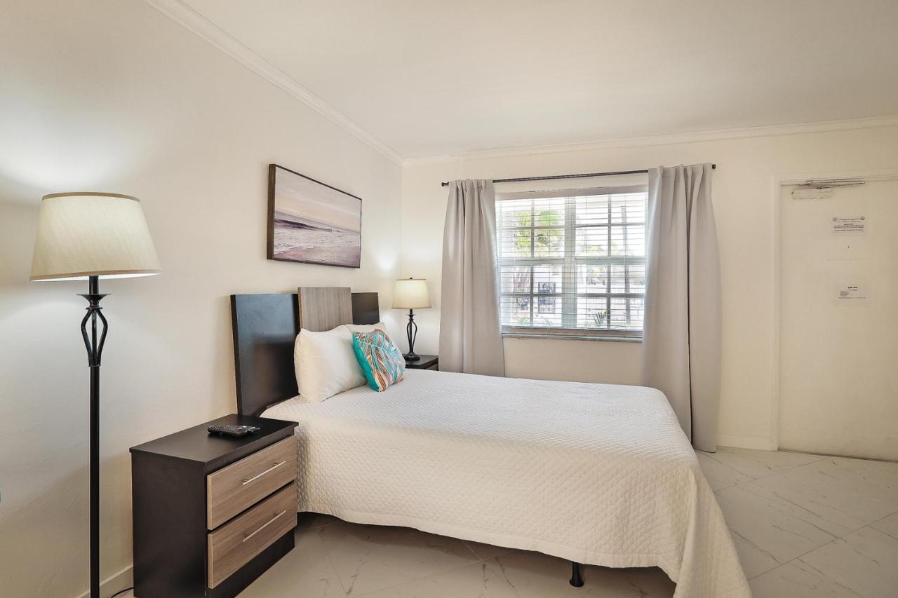 La Mer Suites Lauderdale-by-the-Sea Bagian luar foto